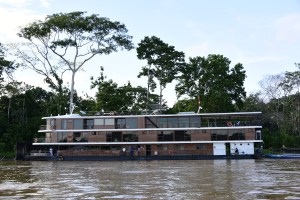 The Anakonda river cruiser